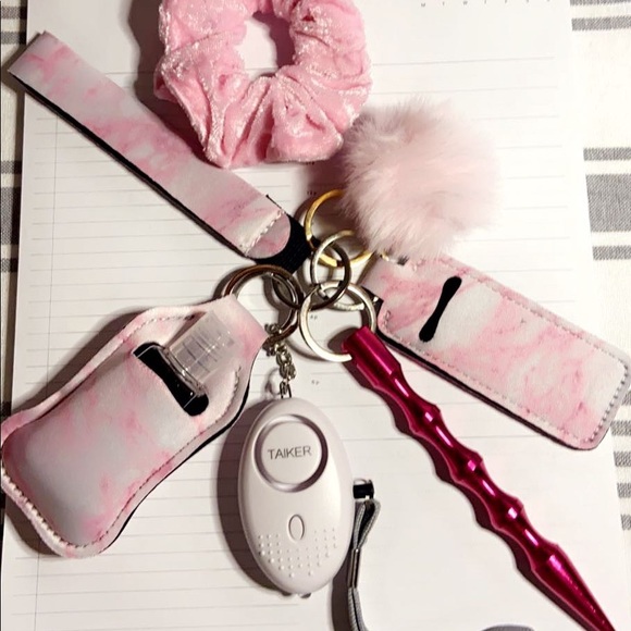 COPY - Self-defense keychain - Picture 1 of 1